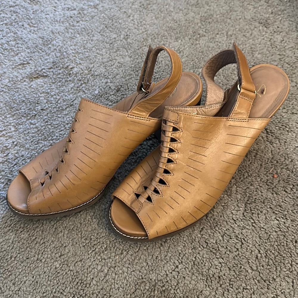 Clark’s 2.5 inch heel Leather sandal.